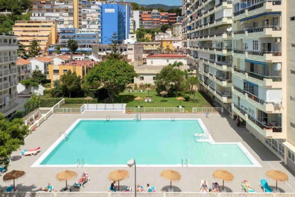 Magnifico Apartamento En La Carihuela, Torremolino 托雷莫利诺斯 外观 照片