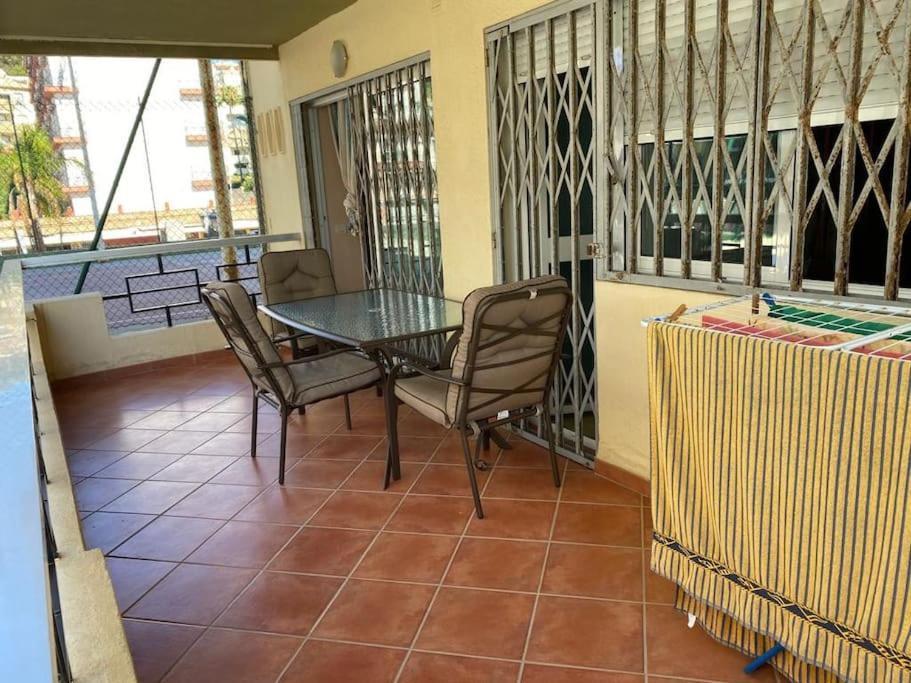 Magnifico Apartamento En La Carihuela, Torremolino 托雷莫利诺斯 外观 照片