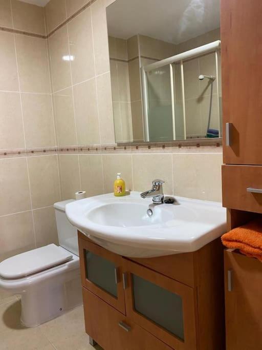 Magnifico Apartamento En La Carihuela, Torremolino 托雷莫利诺斯 外观 照片
