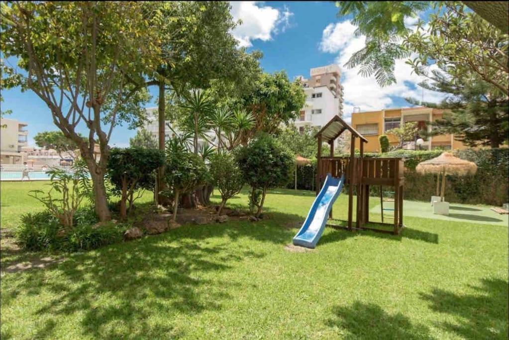Magnifico Apartamento En La Carihuela, Torremolino 托雷莫利诺斯 外观 照片