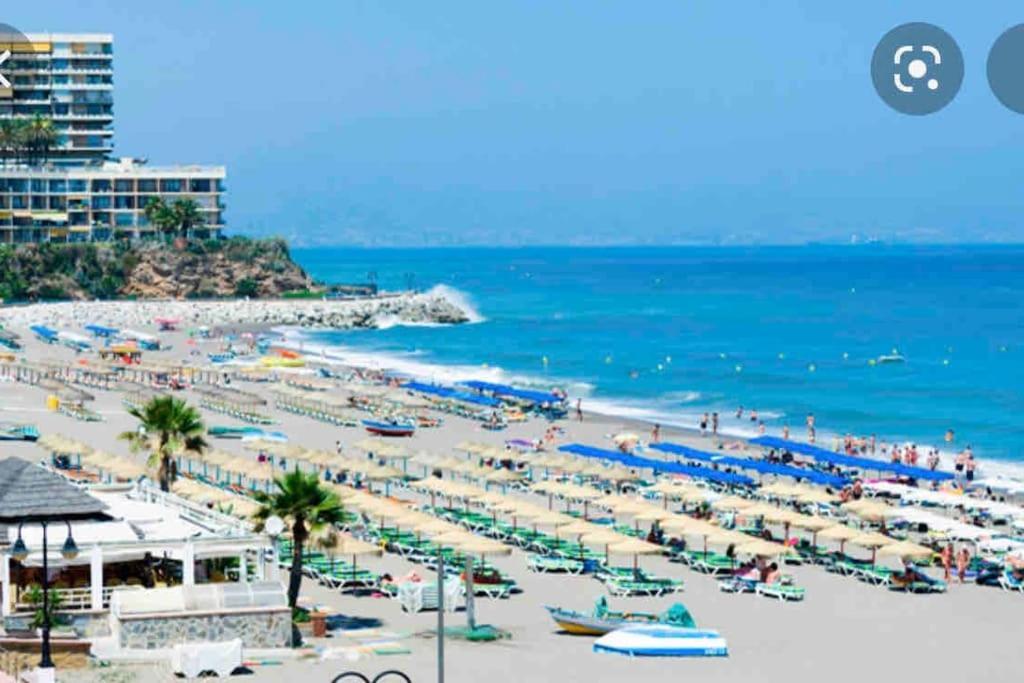 Magnifico Apartamento En La Carihuela, Torremolino 托雷莫利诺斯 外观 照片