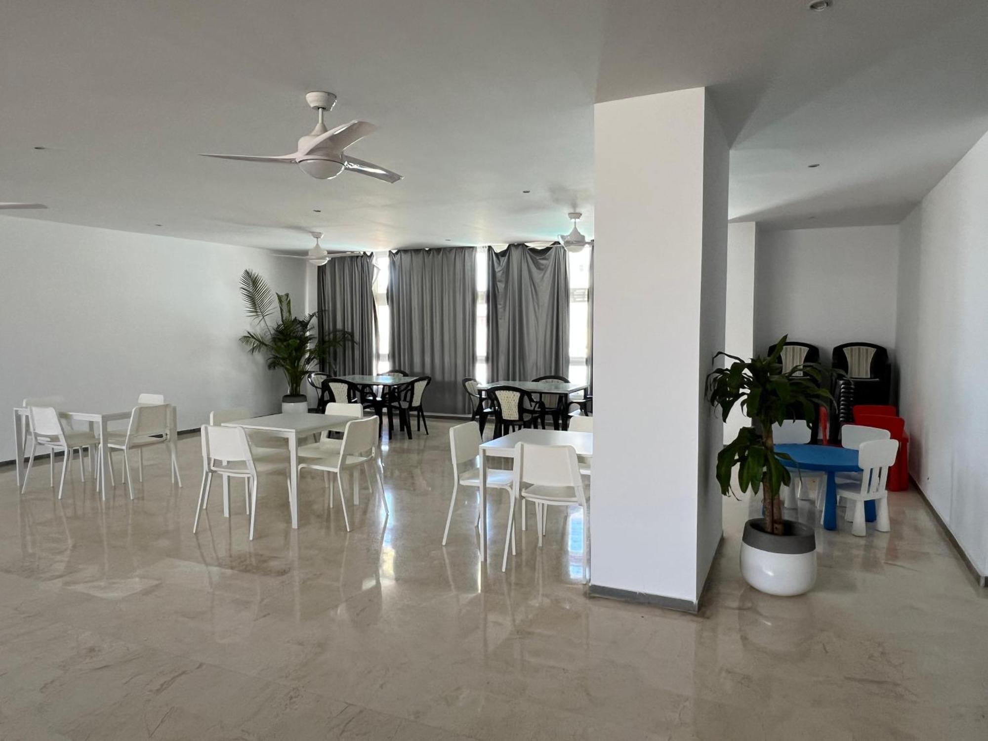 Magnifico Apartamento En La Carihuela, Torremolino 托雷莫利诺斯 外观 照片